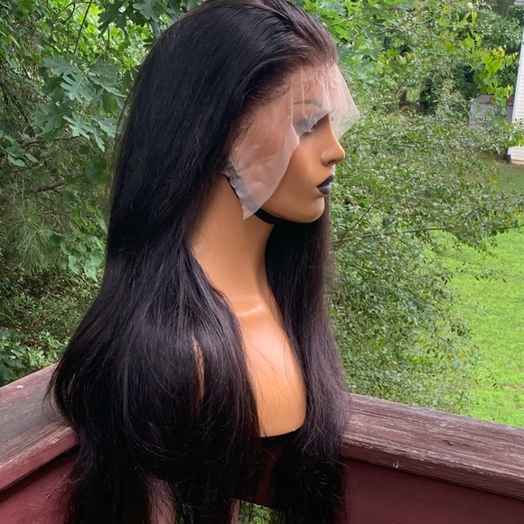 Luxury 28’ 360 custom lace wig - Picture 2 of 7